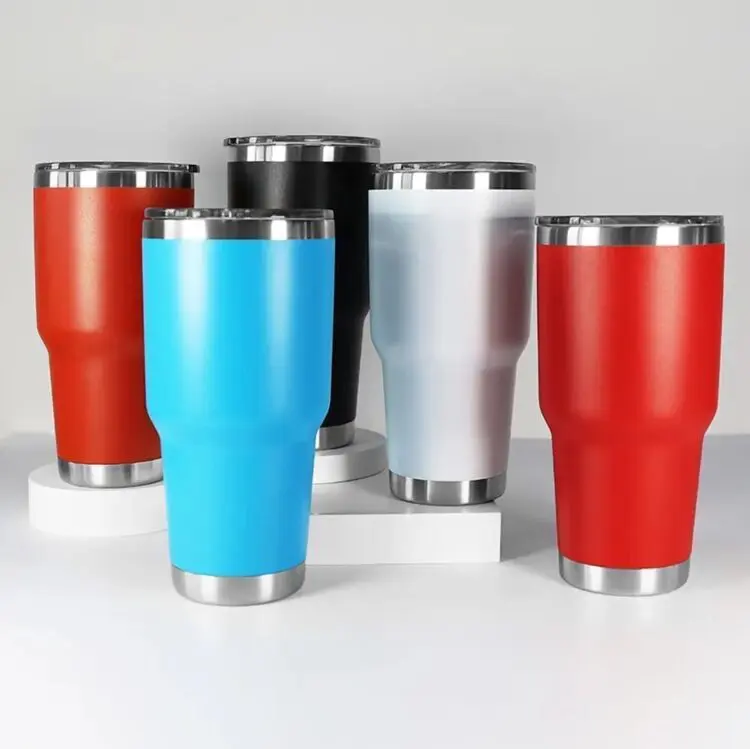 Coffee tumbler with leak proof lid