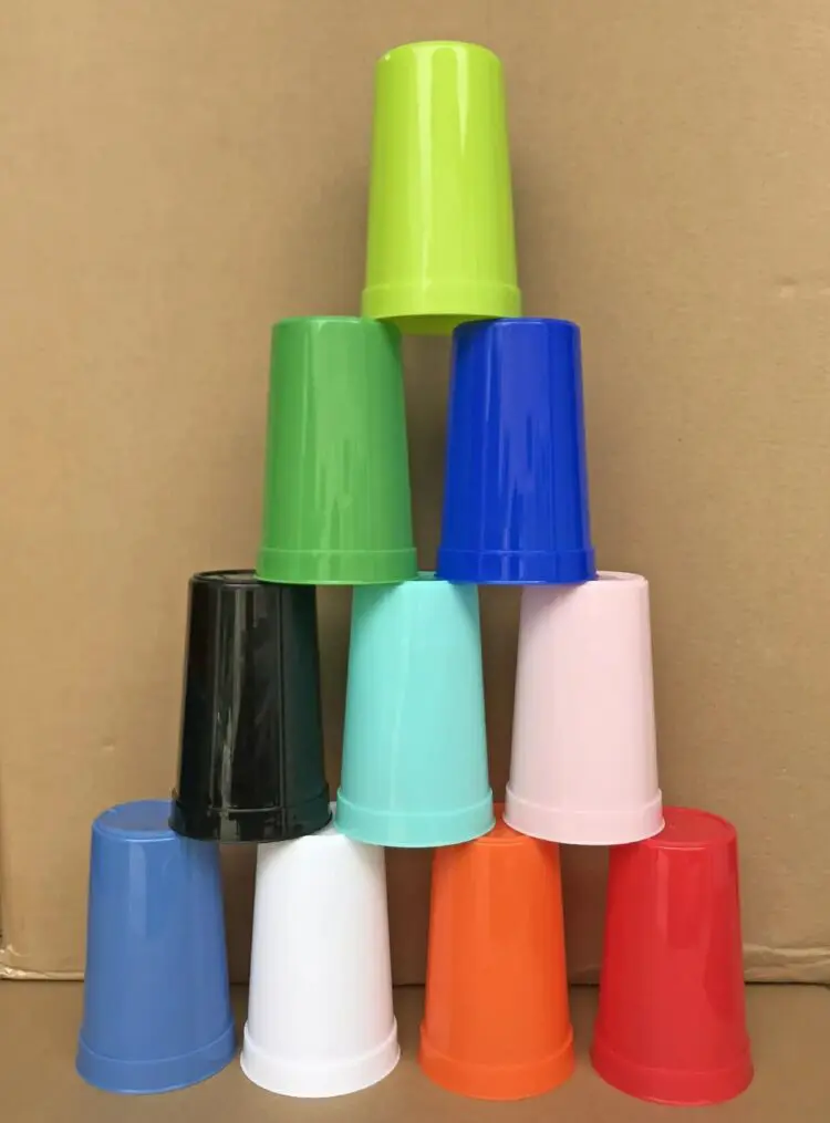 Custom translucent plastic stadium cup