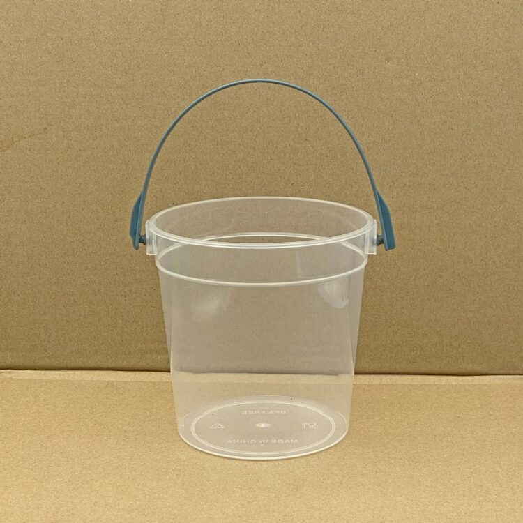 Custom translucent plastic stadium cup