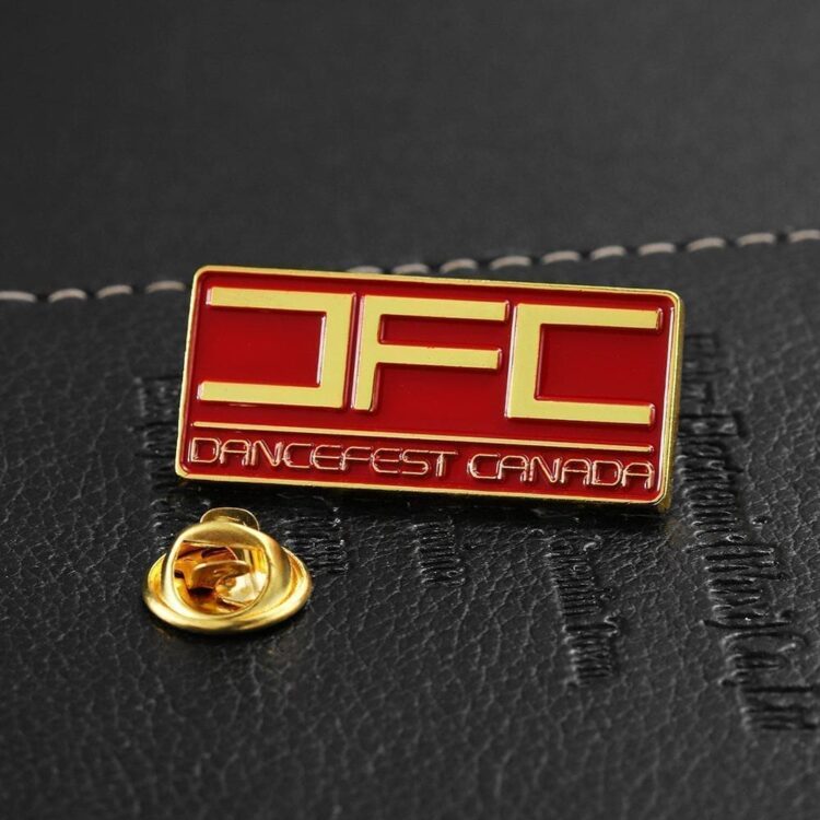 Custom rectangle hat gold enamel metal lapel pins