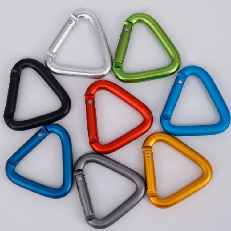 Custom outdoor climbing hammock locking clips keychain hook triangle type aluminum alloy carabiner