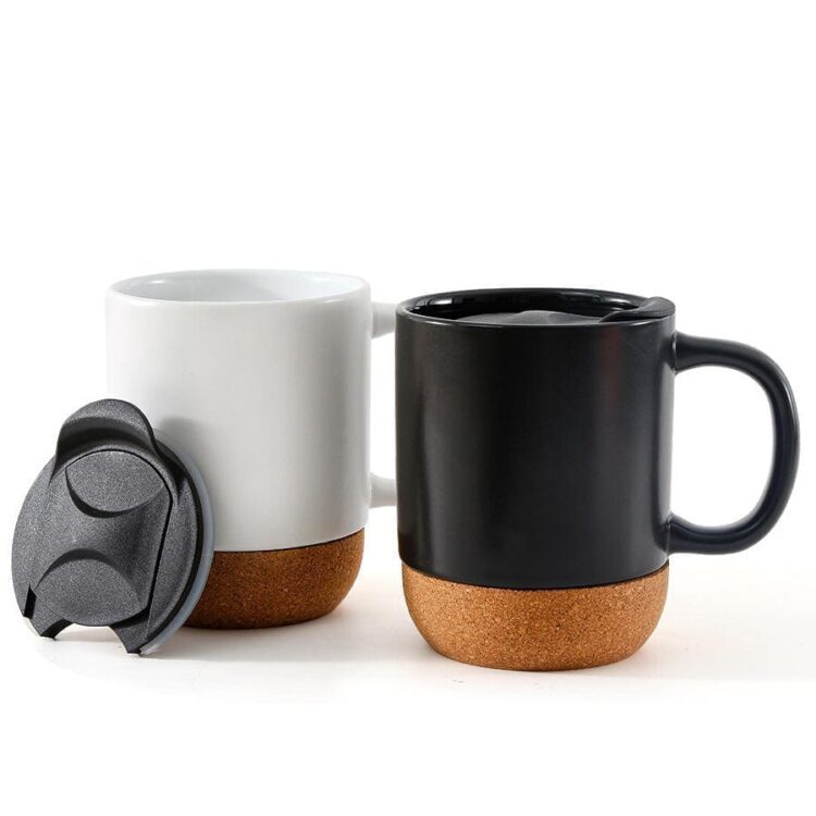 Wholesale brief 15oz cork bottom ceramic cup with lid, new design reusable customized logo print sublimation coffee mug