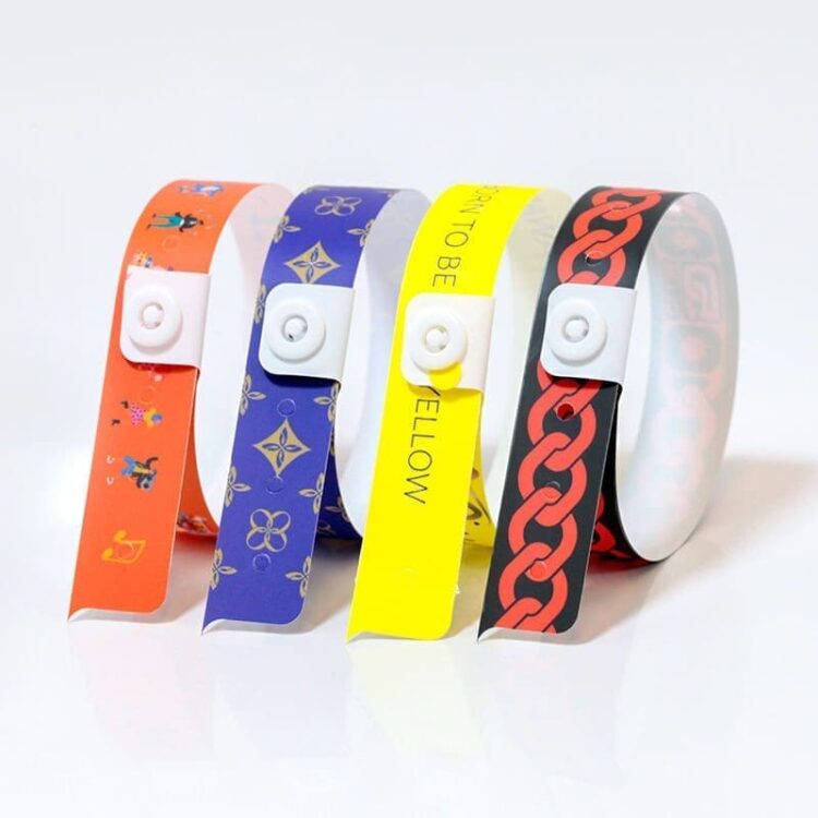 Waterproof customizable color pvc vinyl wristbands/bracelets one time use vinyl wristbands custom logo design for patient id