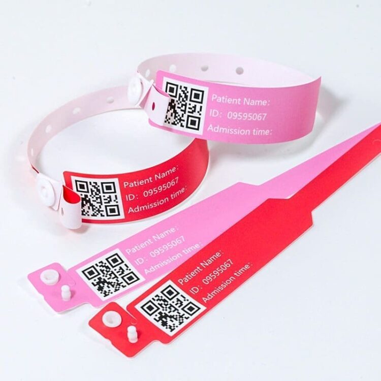 Promotion customized printing logo serial number qr code wristbands vinyl soft disposable plastic wristbands for events hospital