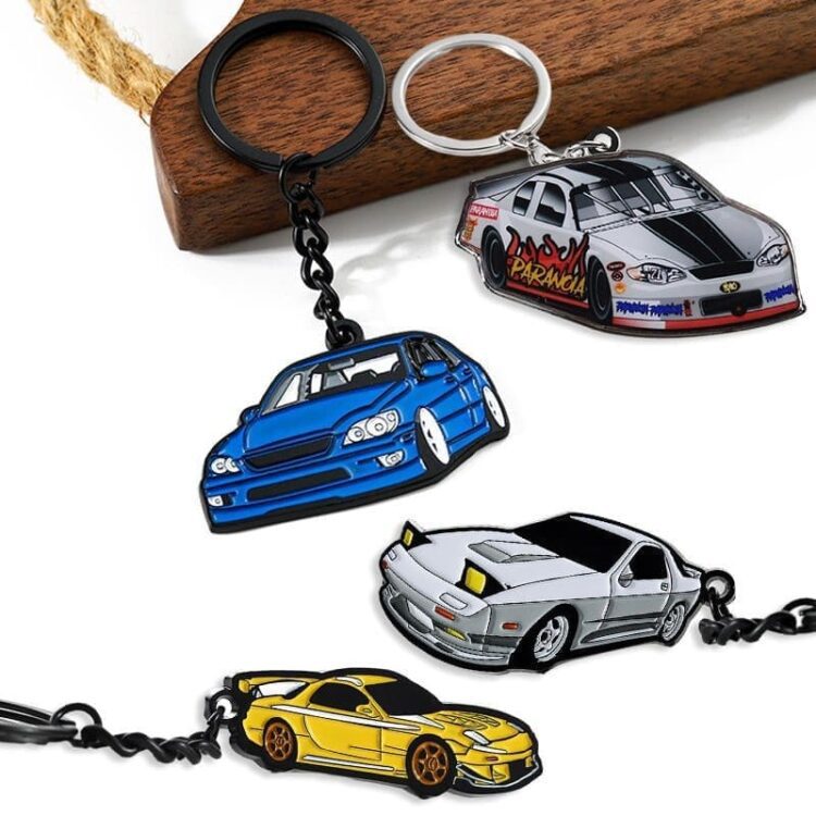 Free sample customized key rings souvenirs usa uae saudi national flag key chain metal zinc alloy cartoon cute 3d car keychain