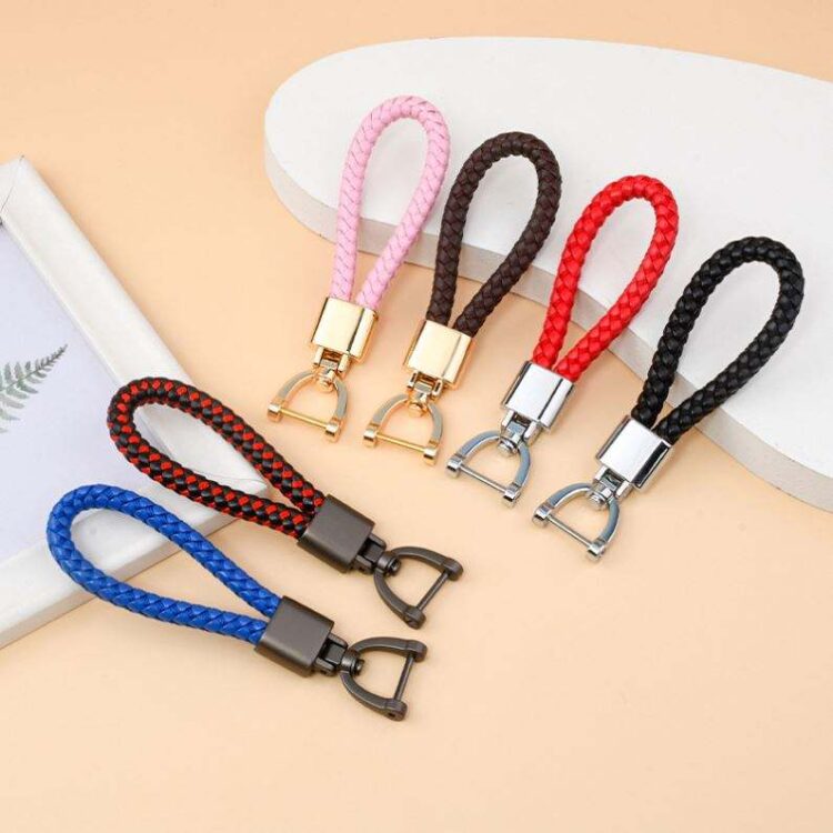 Hand woven rope keychain for men leather car key chain 360 degree rotating horseshoe buckle strong rope leather key rings holder