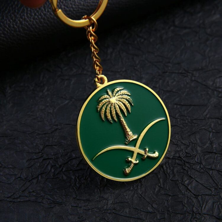 Free sample customized key rings souvenirs usa uae saudi national flag key chain metal zinc alloy cartoon cute 3d car keychain