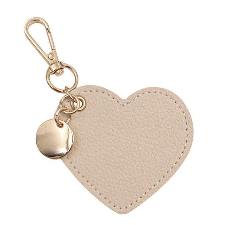 Heart keychain valentine's day birthday gift creative fashion backpack pendant pu leather key chains keyring accessories gift