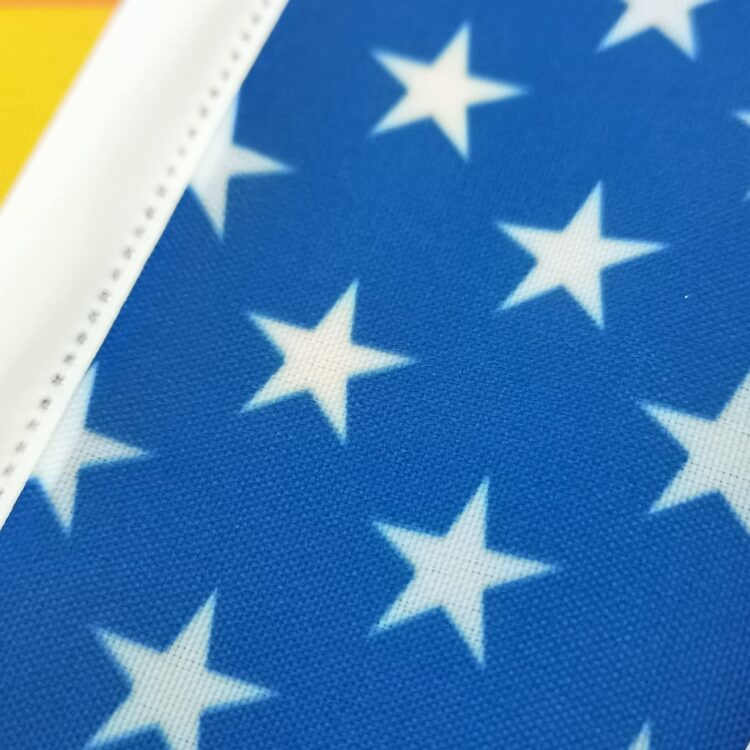 Wholesale custom wave jamaica trinidad texas waving national hand flags stick mini wavy banners