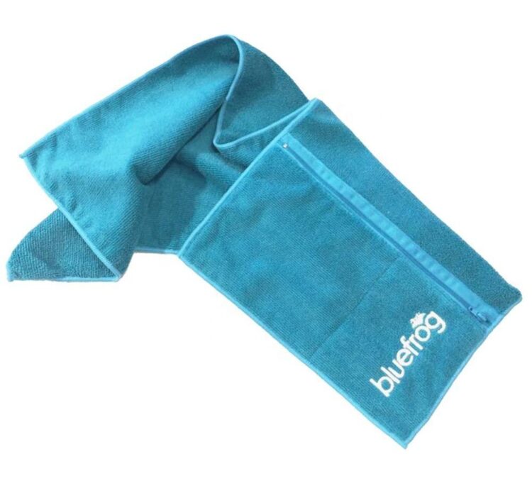 Eco friendly custom print logo swim gym fitness towel pocket sports fishing towel with zipper pocket bag