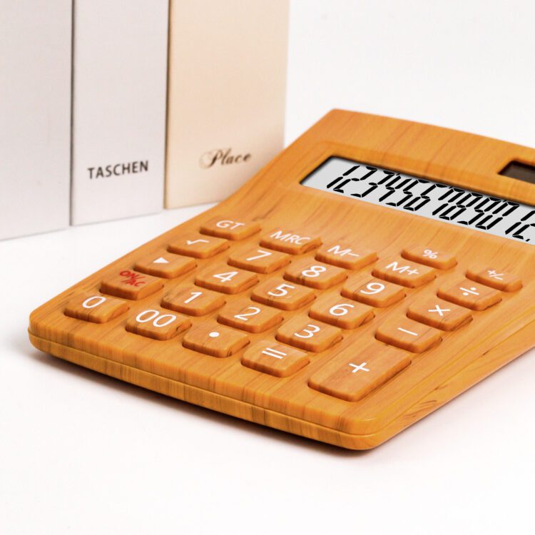 Novelty desktop promotional business gift 12 digits bamboo calculator with solar panel for office student