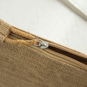 Custom jute makeup pouch large capacity women girl heart letter pattern design sublimation linen cosmetic bag for travel daylife