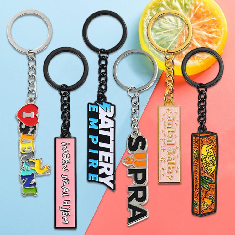 Customize keychain logo company brand letter zinc alloy metal 3d key chain gold silver enamel key ring keyholders souvenirs