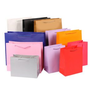 Custom promotional wholesale paper bags with logo from China manufacturer