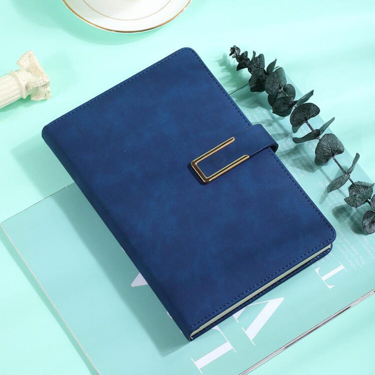 Business a5 pu leather notebook solid color conference book thickened magnetic buckle notepad gift box