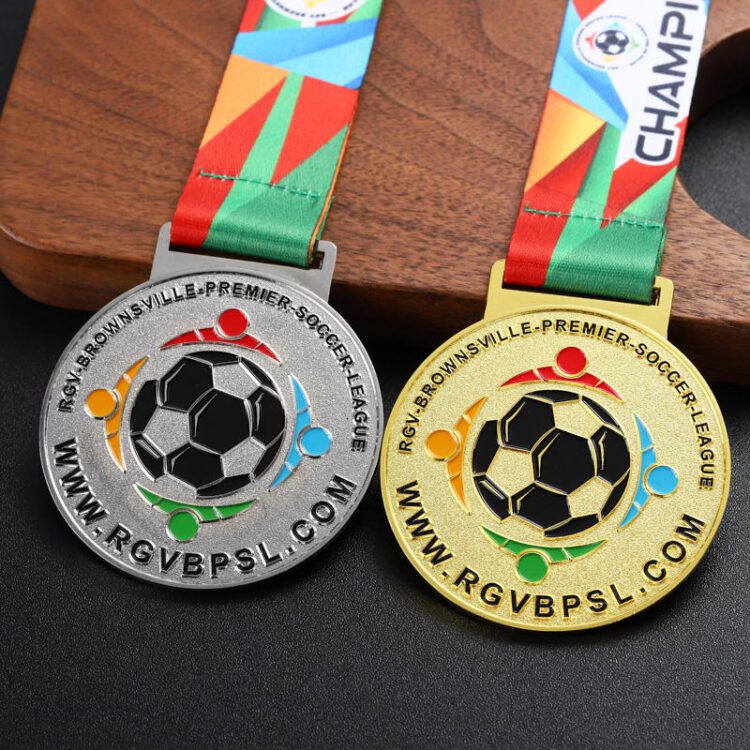 Customized sports medals metal zinc alloy cricket football soccer medals 3d gold plated enamel logo taekwondo medals with ribbon