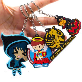 Wholesale fashion anime silicone keychain cute keyrings other rubber key chains accessories custom logo key ring