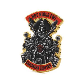 2024 vintage metal zinc alloy lapel pins manfactuere custom badge gold 3d pirate captain character enamel pins