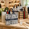 designer laminated non woven tote bag chenry 4