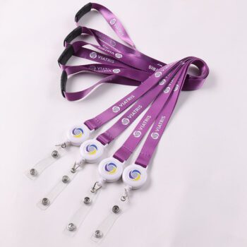 screen printed lanyard with reel breakaway id holder